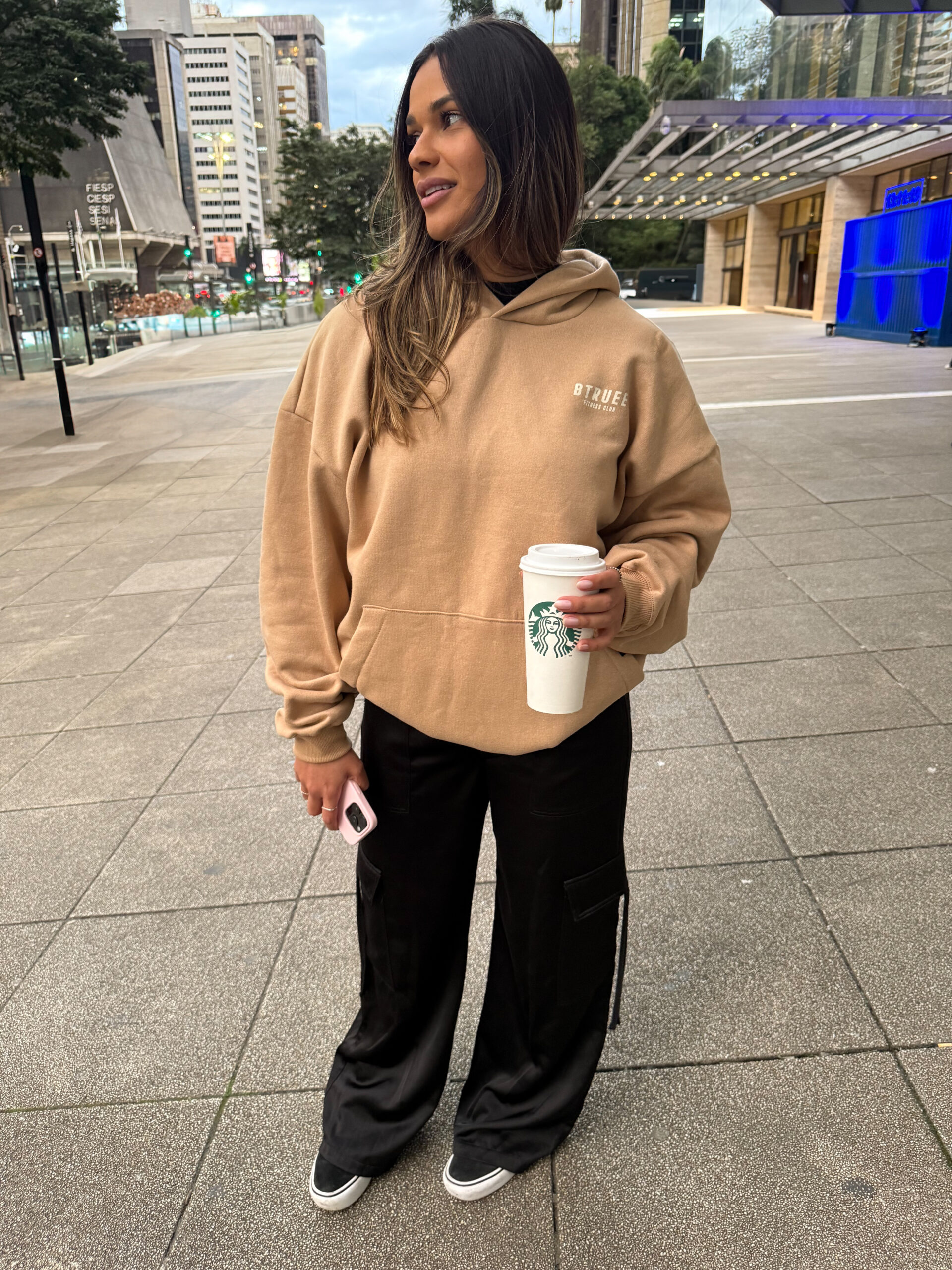 Moletom Oversized Bege - B Truee Fitness