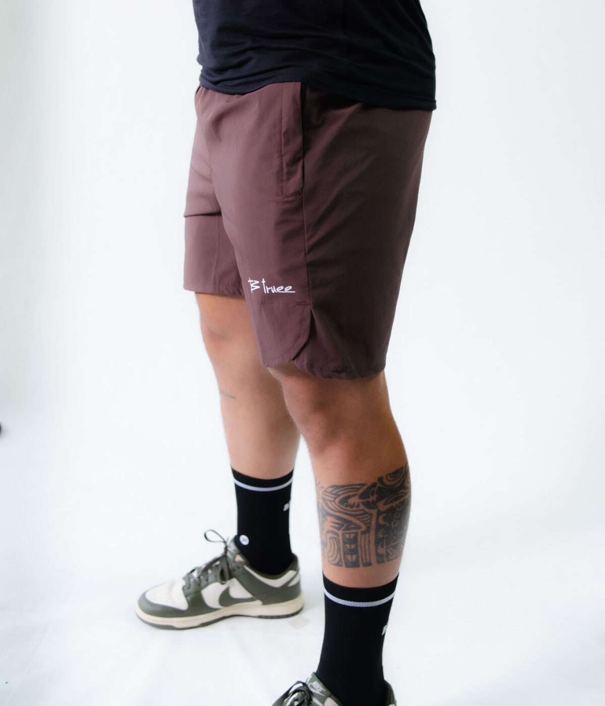 Shorts Sport Marrom